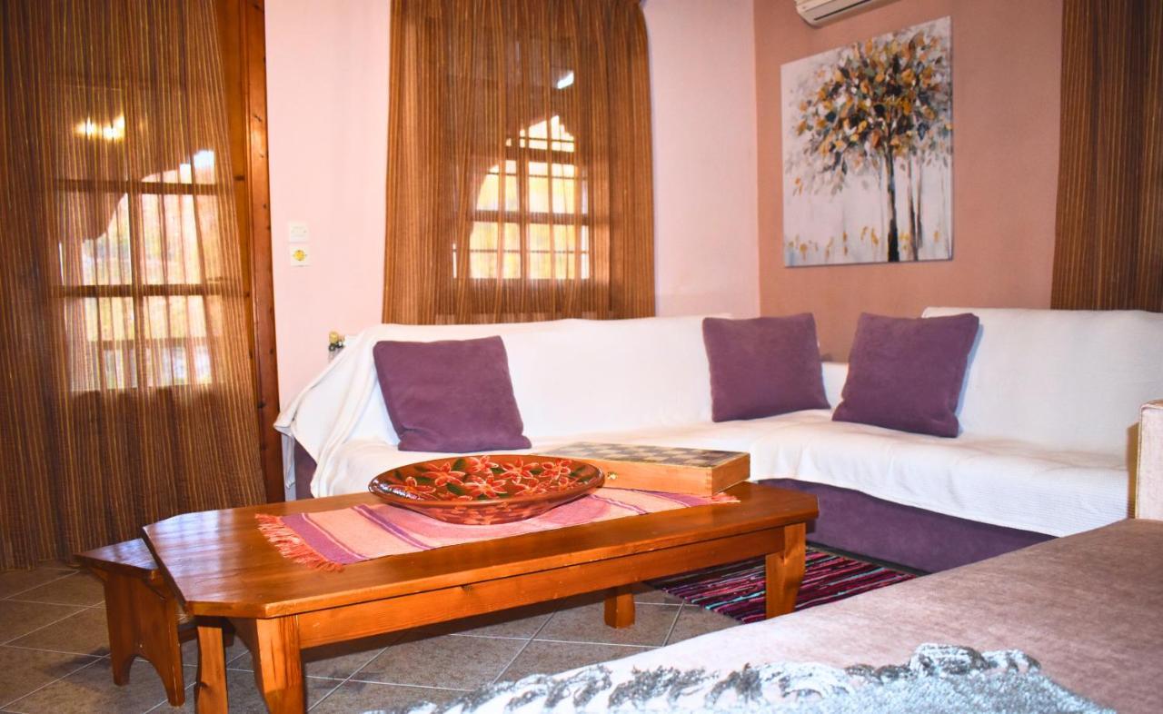 Lila'S Guest House Mikros Prinos 외부 사진
