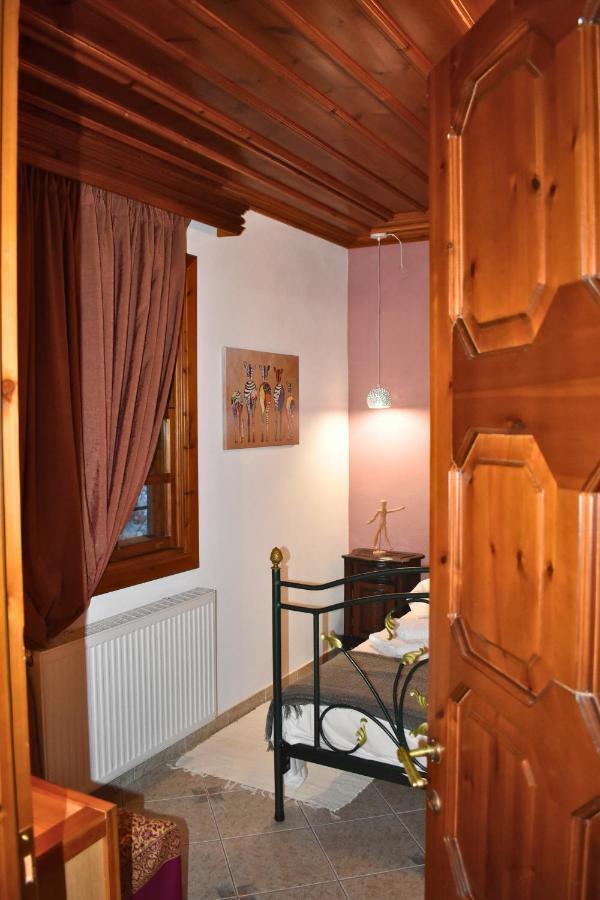 Lila'S Guest House Mikros Prinos 외부 사진