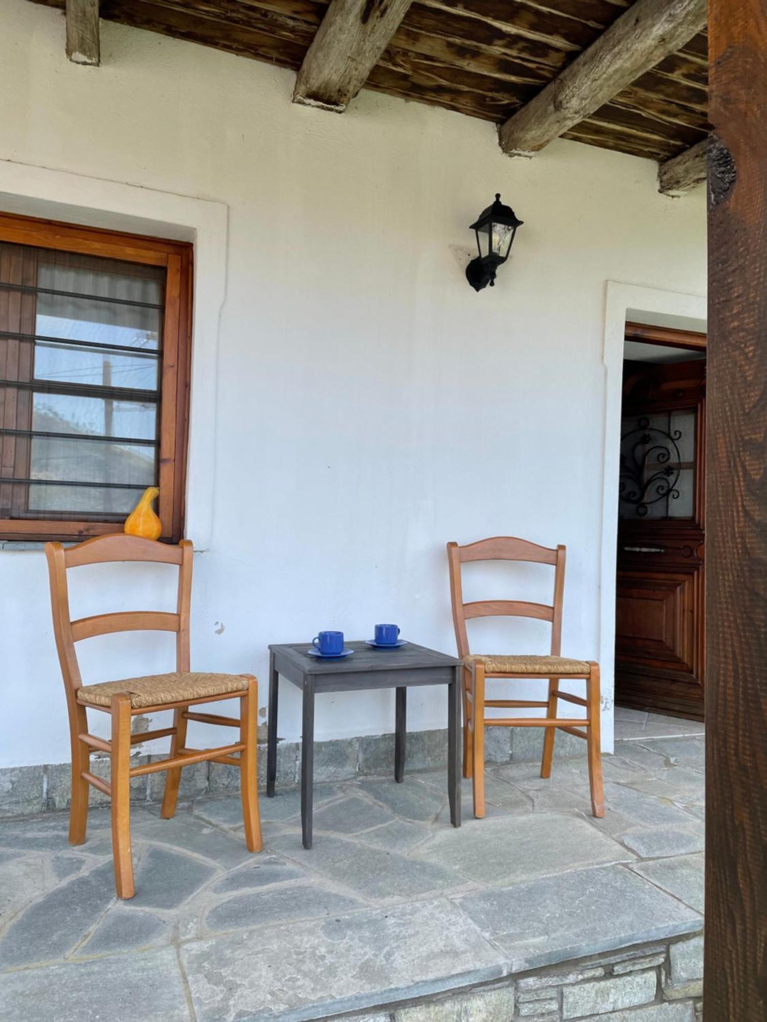 Lila'S Guest House Mikros Prinos 외부 사진