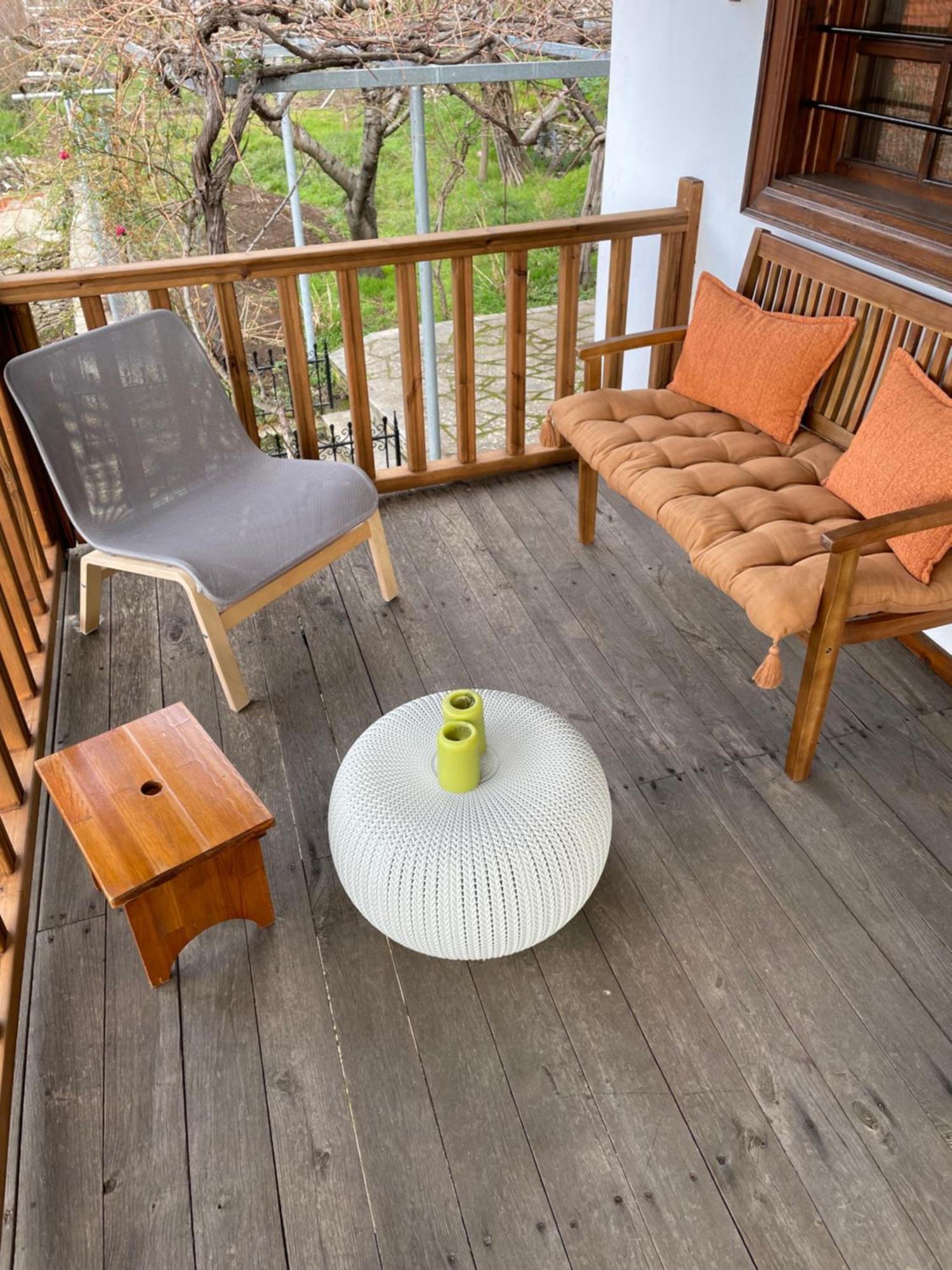 Lila'S Guest House Mikros Prinos 외부 사진