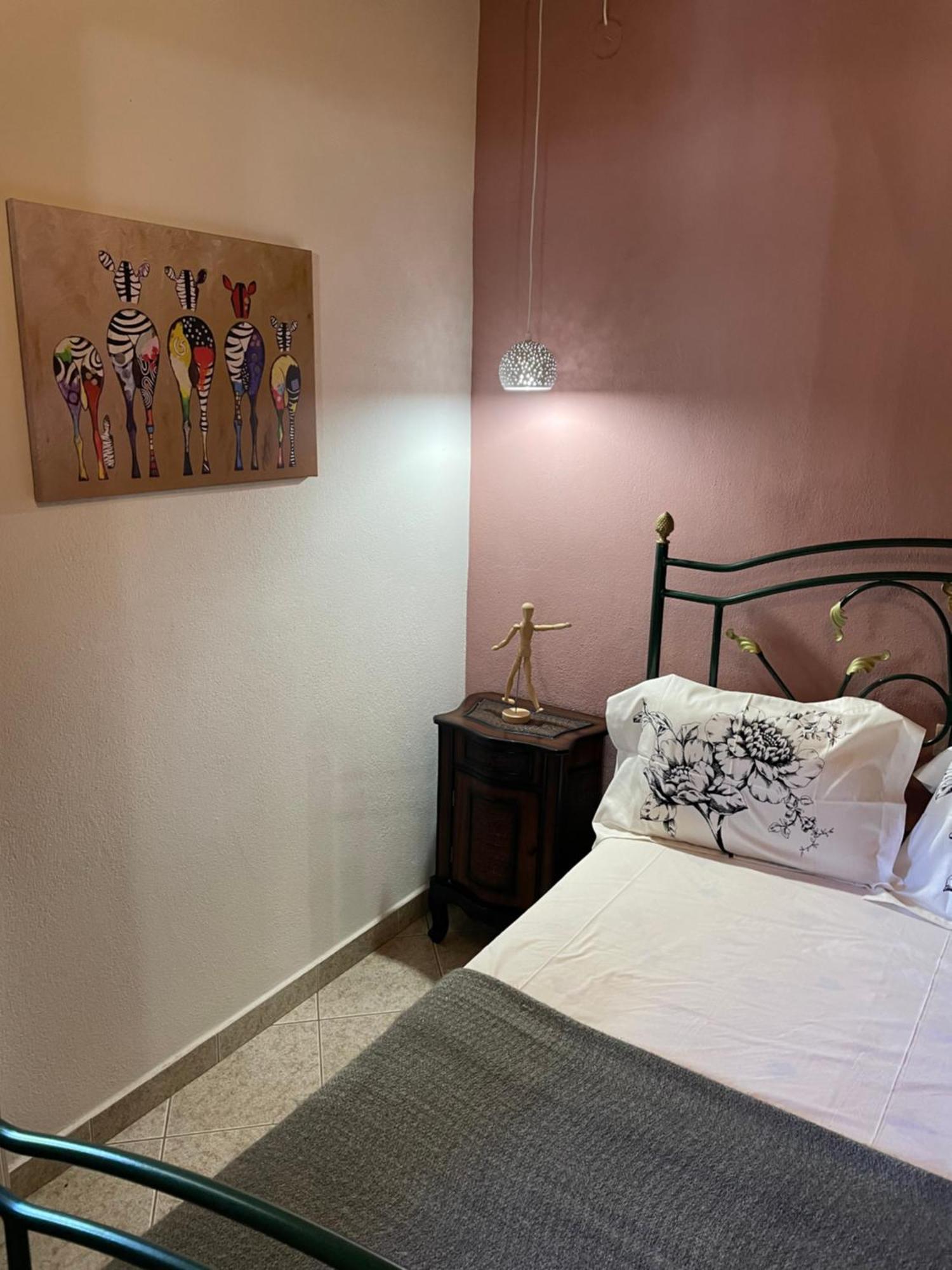 Lila'S Guest House Mikros Prinos 외부 사진
